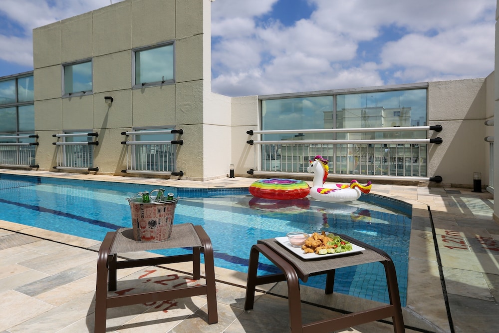 Quality Suites Oscar Freire 36/46