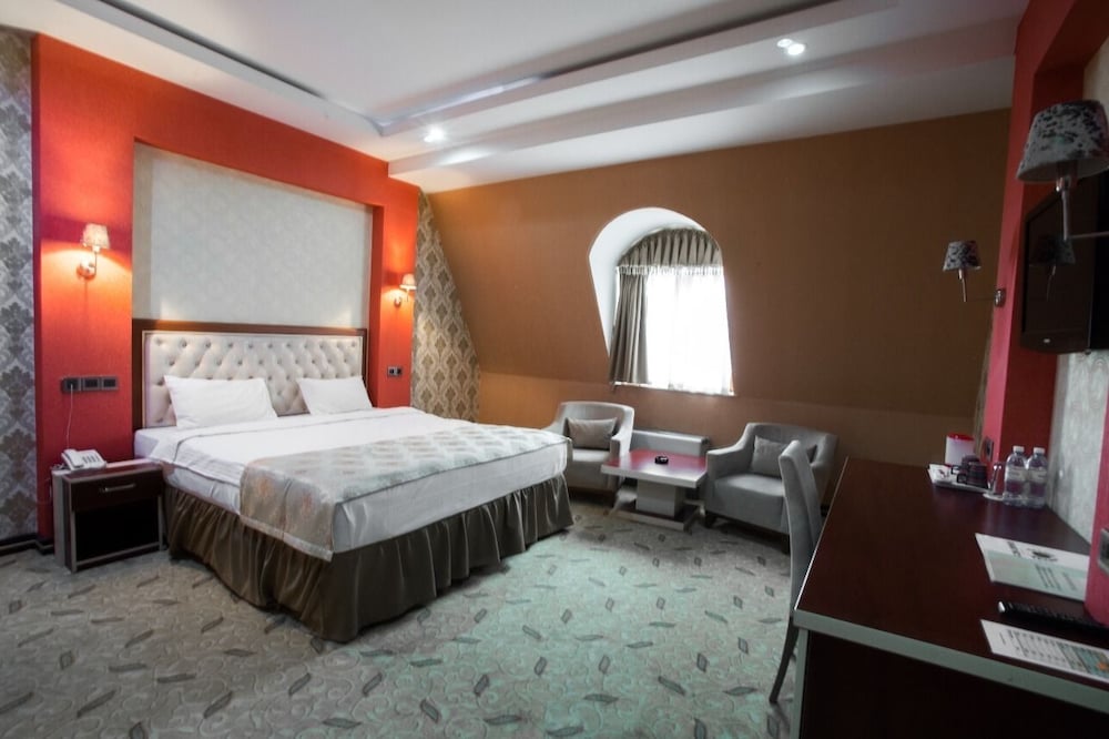 Grand Hotel Baku 17/47