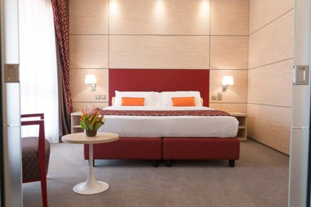 Hotel Sarakawa 17/60