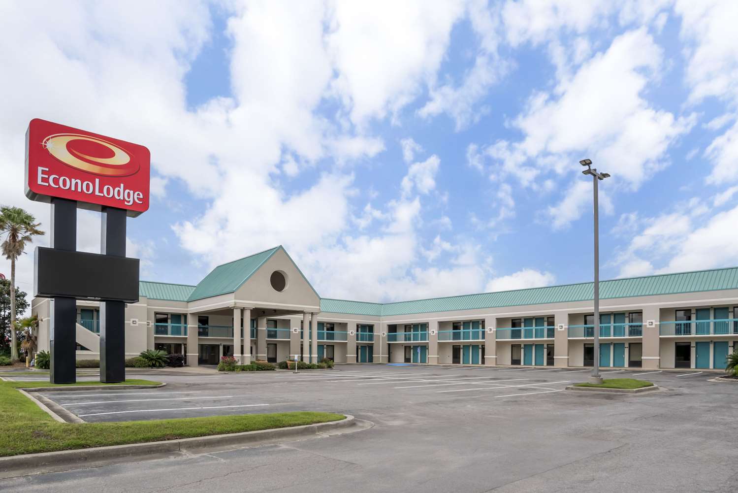 Econo Lodge Moss Point - Pascagoula 2/29