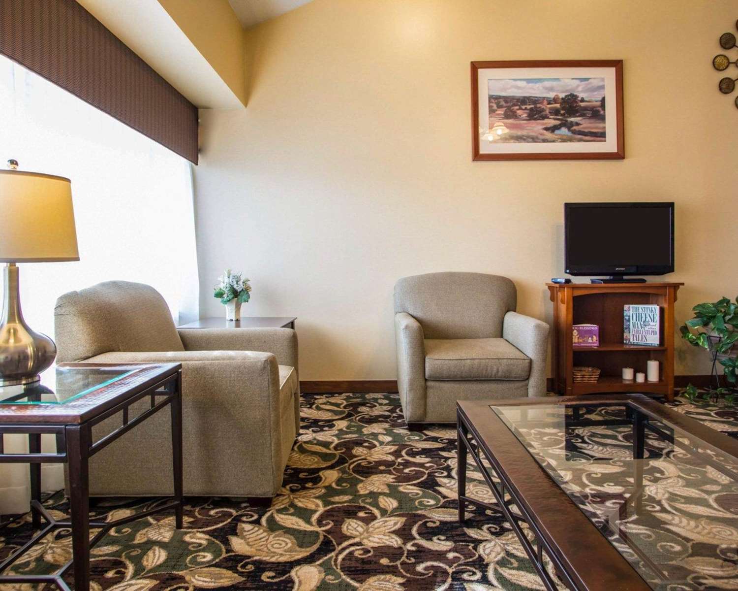 AmericInn by Wyndham Marshfield 9/13