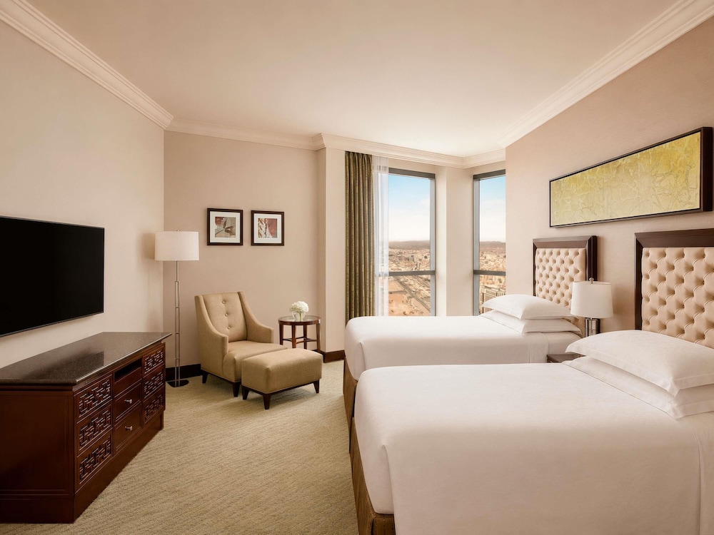 Fairmont, Twin Beds, City View, Accessible