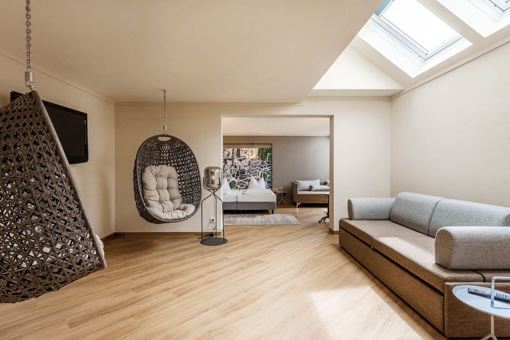 Sunday Hotel Bad Boll 30/46