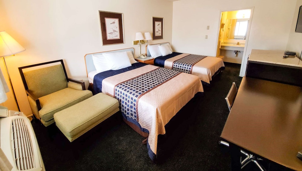 Magnuson Hotel Sierra Vista 23/36