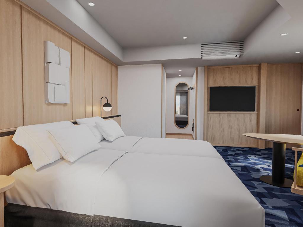 PRIVILEGE, TWIN BEDS