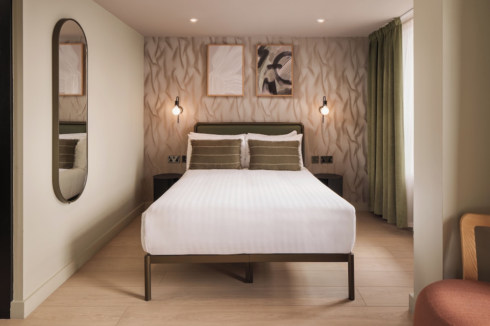 Renovated, Family, 1 Double and 1 Single Bed