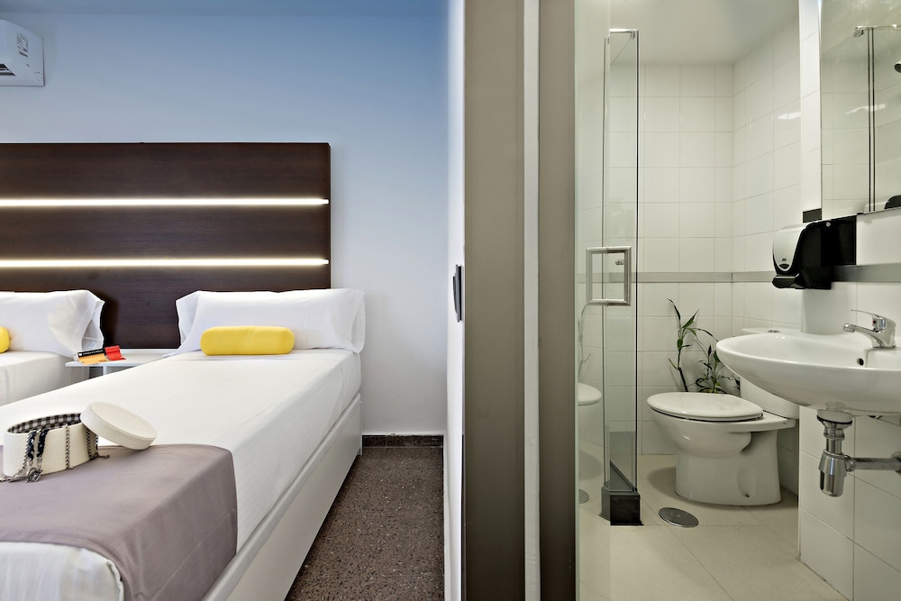 Roisa Hostal Boutique 19/77