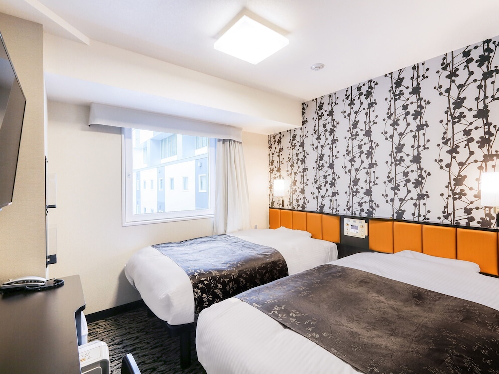 CASUAL, TWIN BEDS, NO VIEW