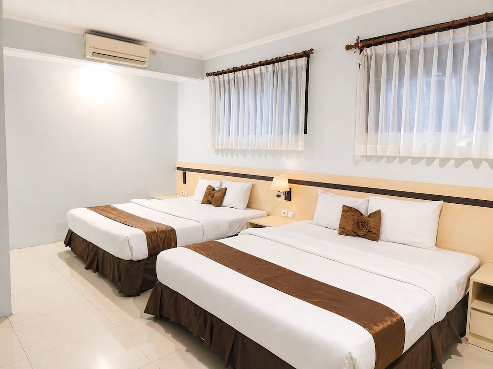 Scarlet Kebon Kawung Hotel 34/71