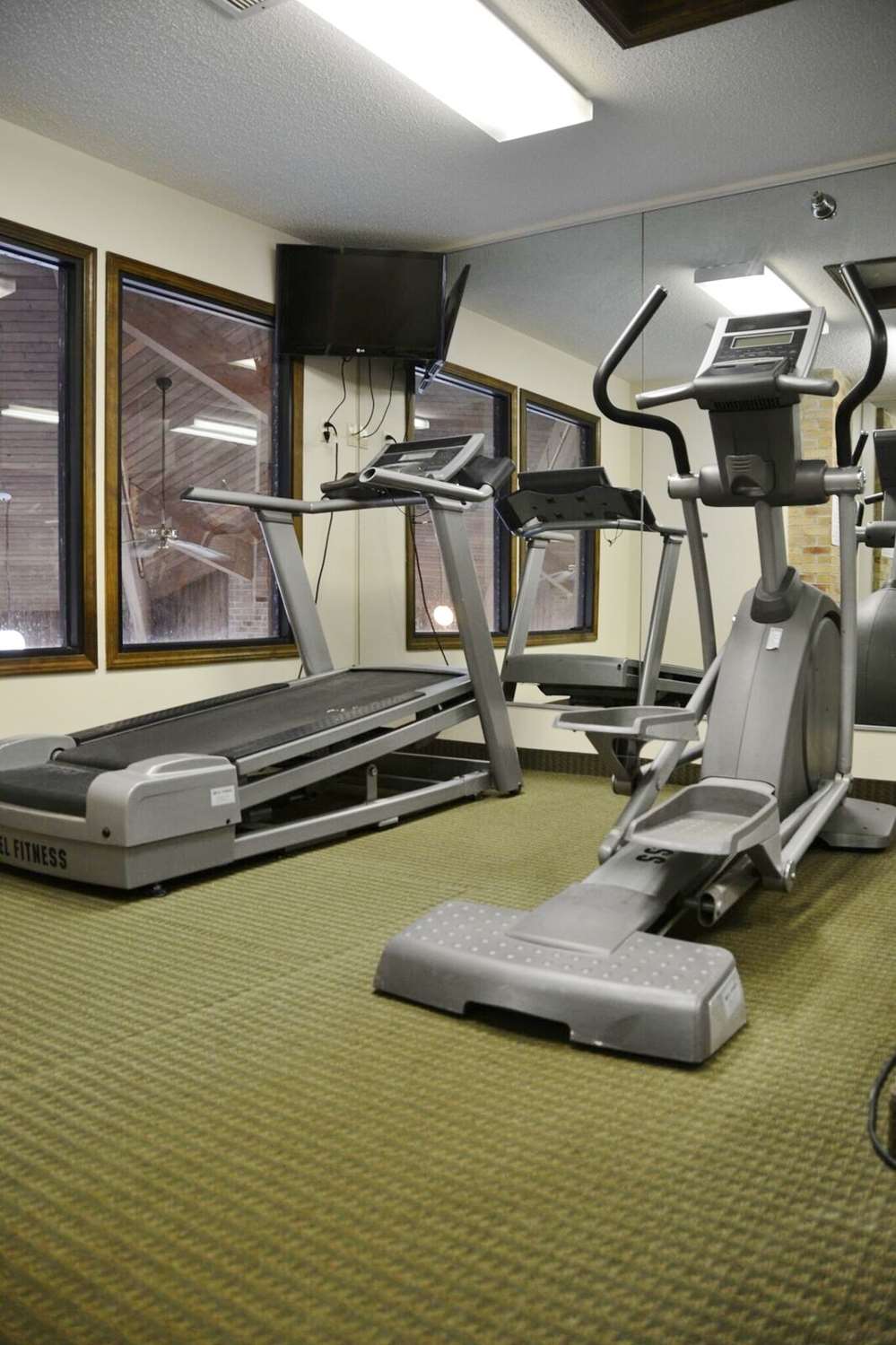 Country Hearth Inn & Suites Kenton 34/47