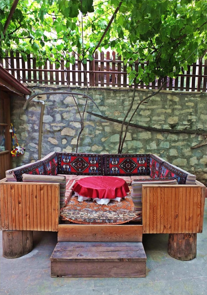 Cakiroglu Konak 40/54