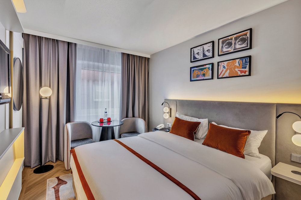 غرفة كومفورت بسرير كوين، Leonardo Hotel Hannover Medical Park 4/6