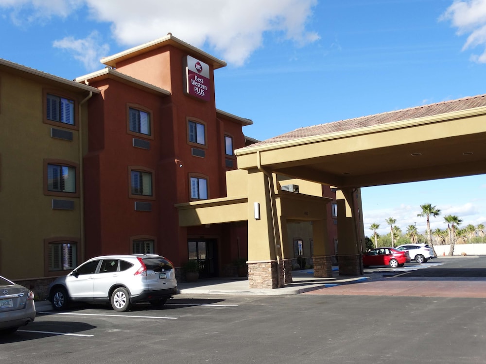 Best Western Plus Safford 4/43