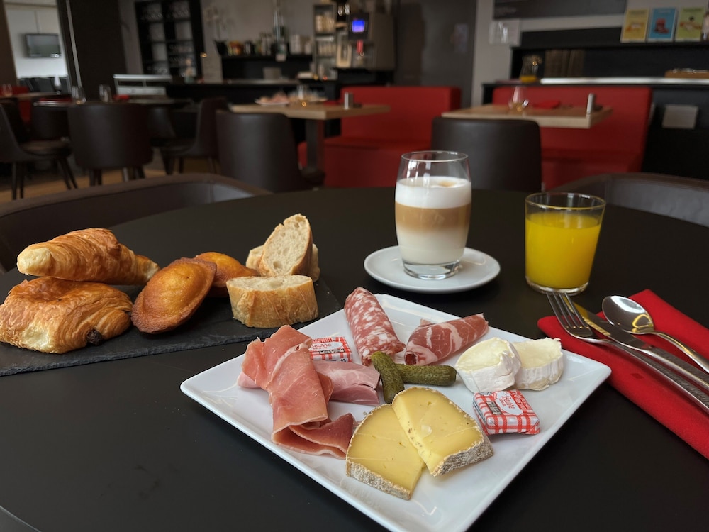 Brit Hotel Le Kerodet 50/65