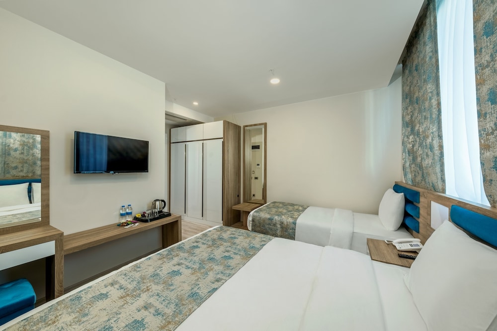 Anelli Hotel 17/40