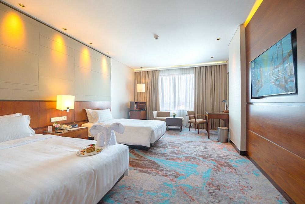 Gumaya Tower Hotel Semarang 34/73
