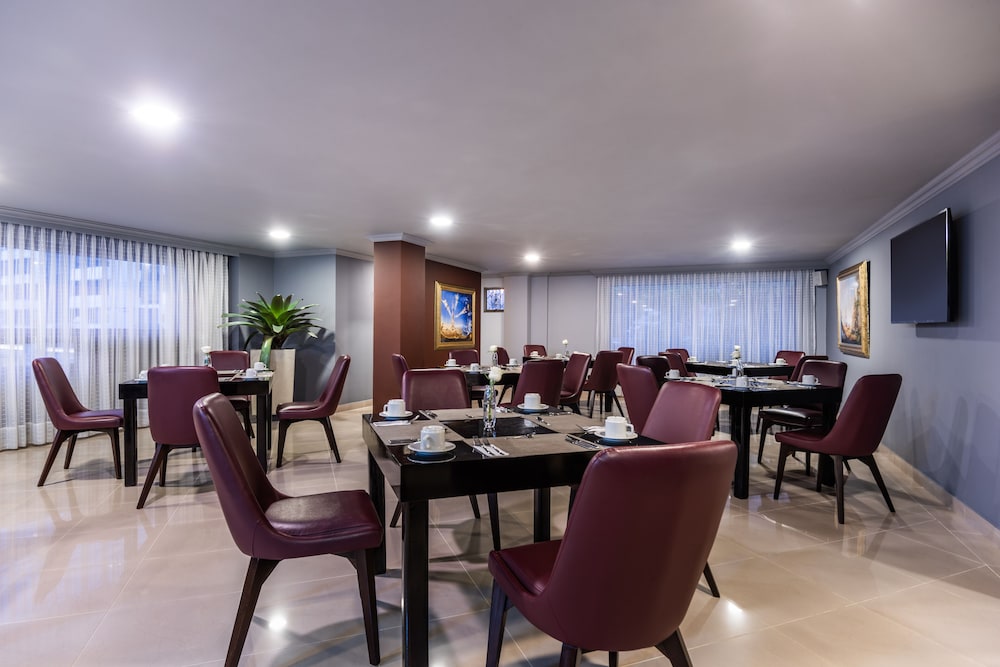 Hotel Egina Bogota 54/69