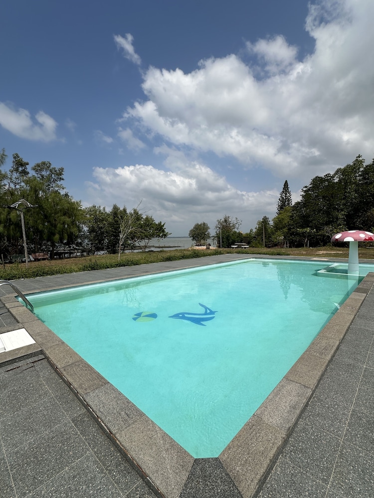 Ko Nokyai Resort 6/19