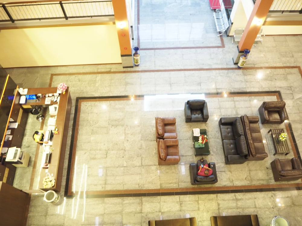 Suksomboon Hotel 35/39