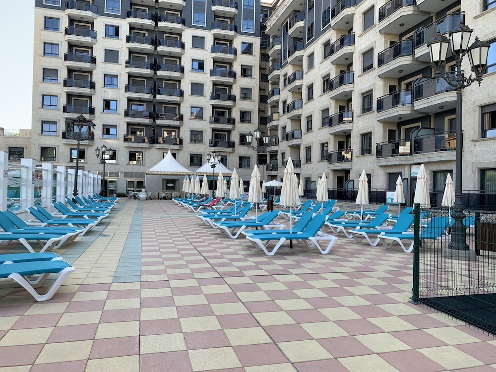 Apartamentos Nuriasol 40/50