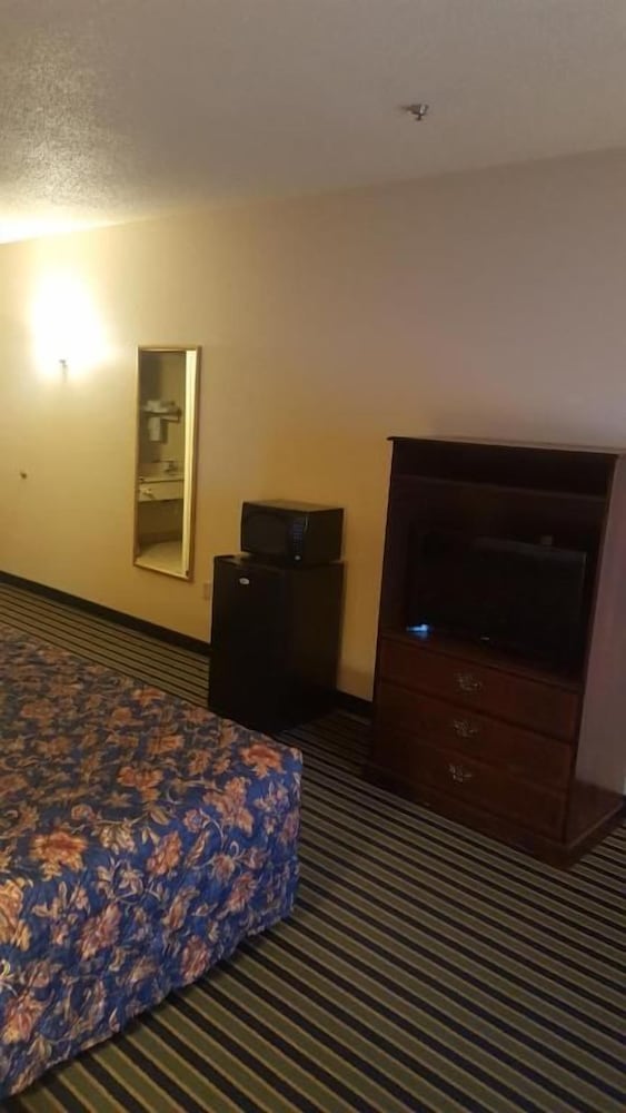 The Rutledge Inn 34/65