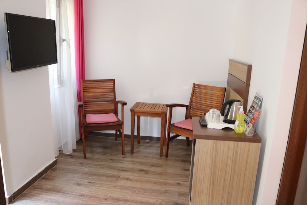 Eden Pyara Hotel Turunc 91/106