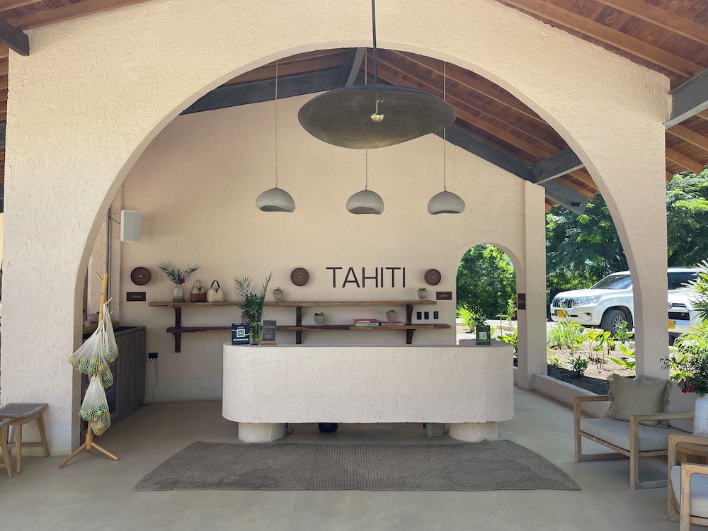 Hotel Tahiti 6/50