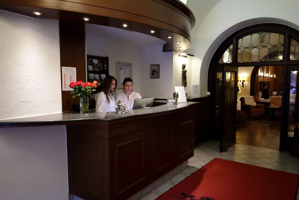 Hotel Zum Ritter St Georg 4/50