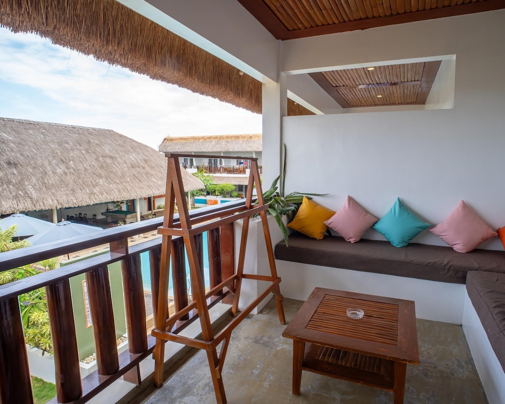 Amihan Resort 46/65