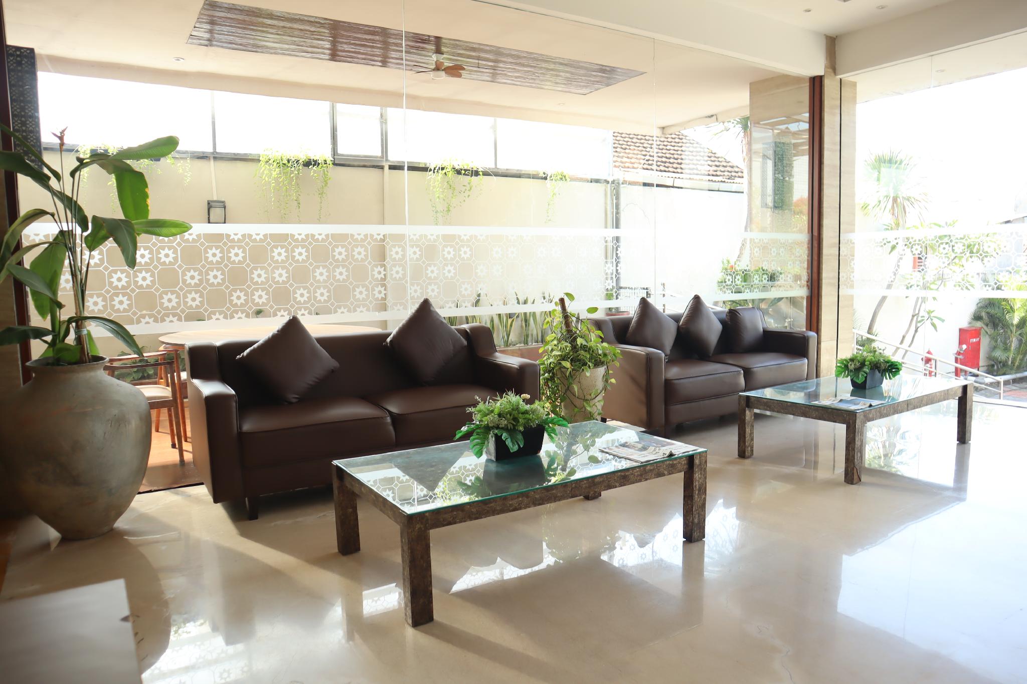 Lynn Hotel Mojokerto 17/28