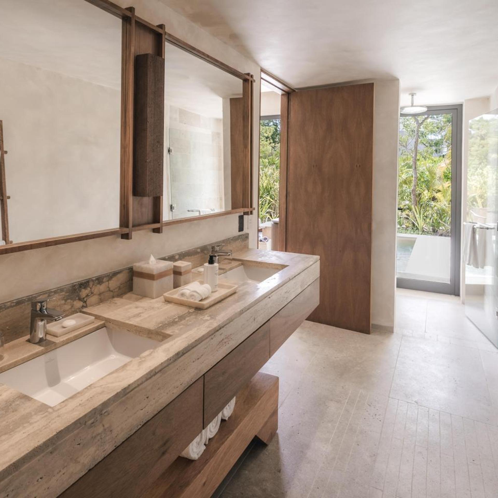 Lagoon, Suite, Sky View, Plunge Pool, Accessible, Andaz Mayakoba Resort Riviera Maya - a concept by Hyatt 2/2