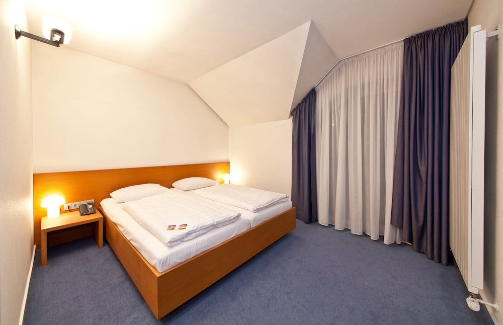 Select Hotel Silence Garden 22/80