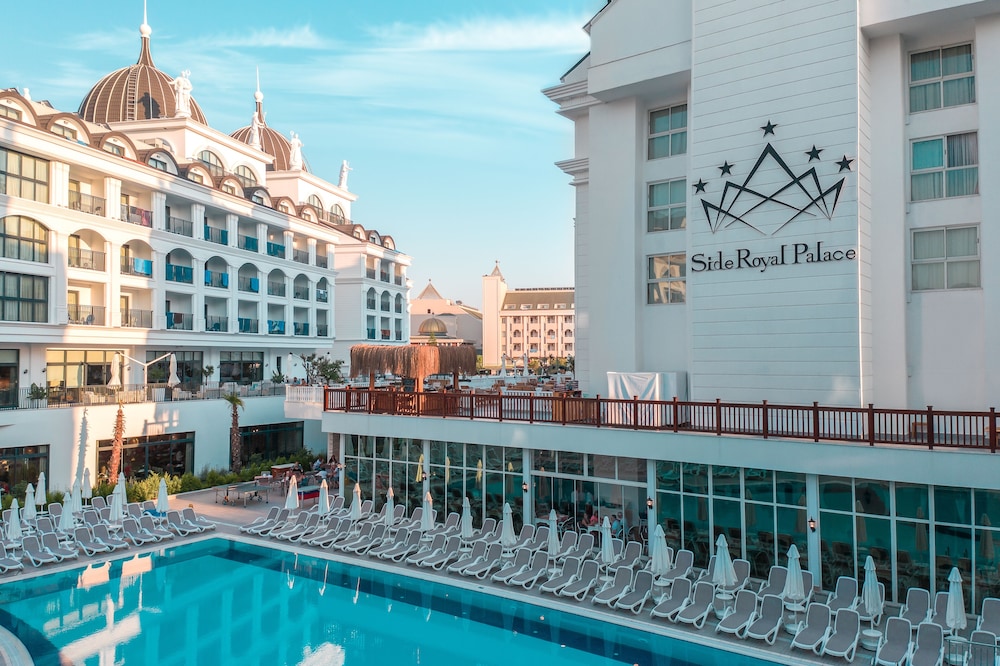 Side Royal Palace Hotel & Spa in SIDE