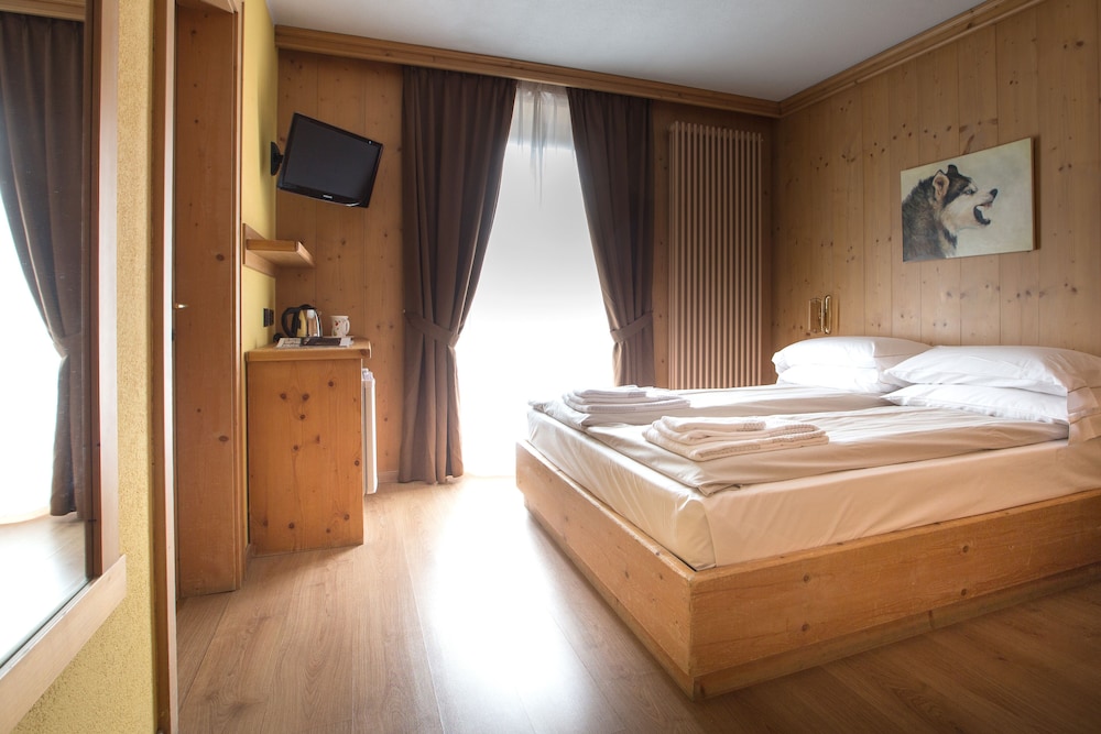 Superior, Quadruple, 2 Double Beds