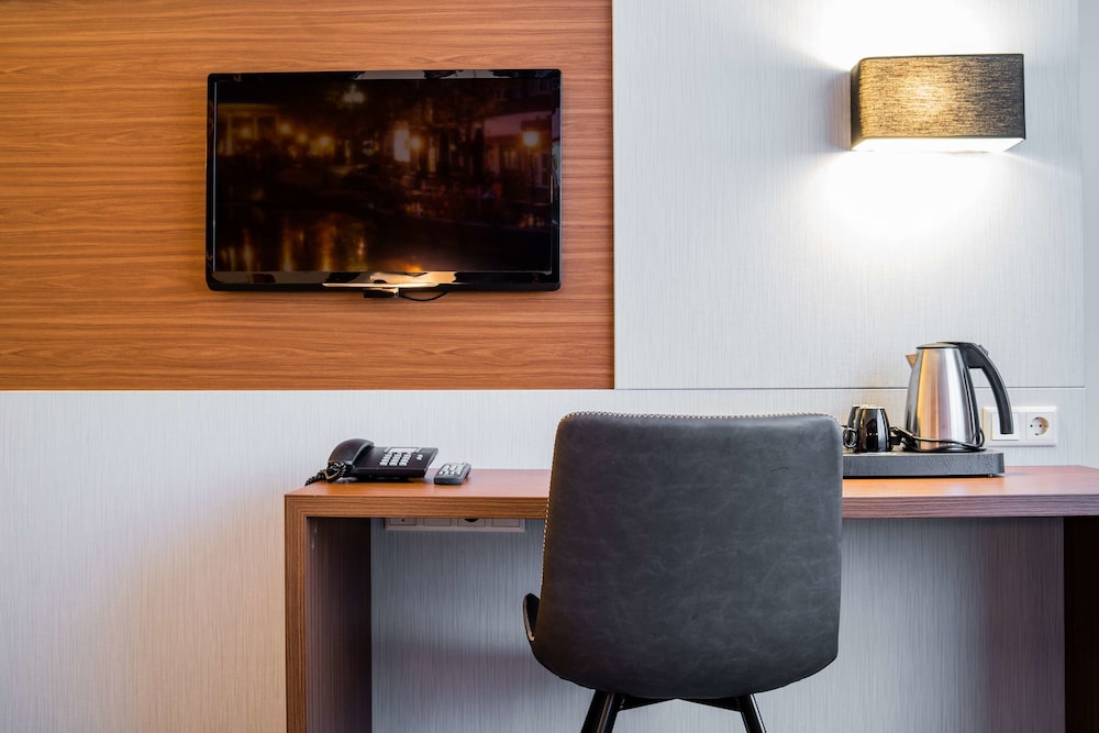 Tulip Inn Leiden Centre 48/64