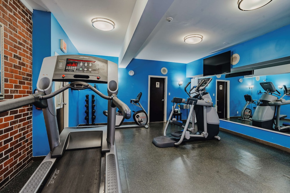 SureStay Plus by Best Western Coquitlam 24/50