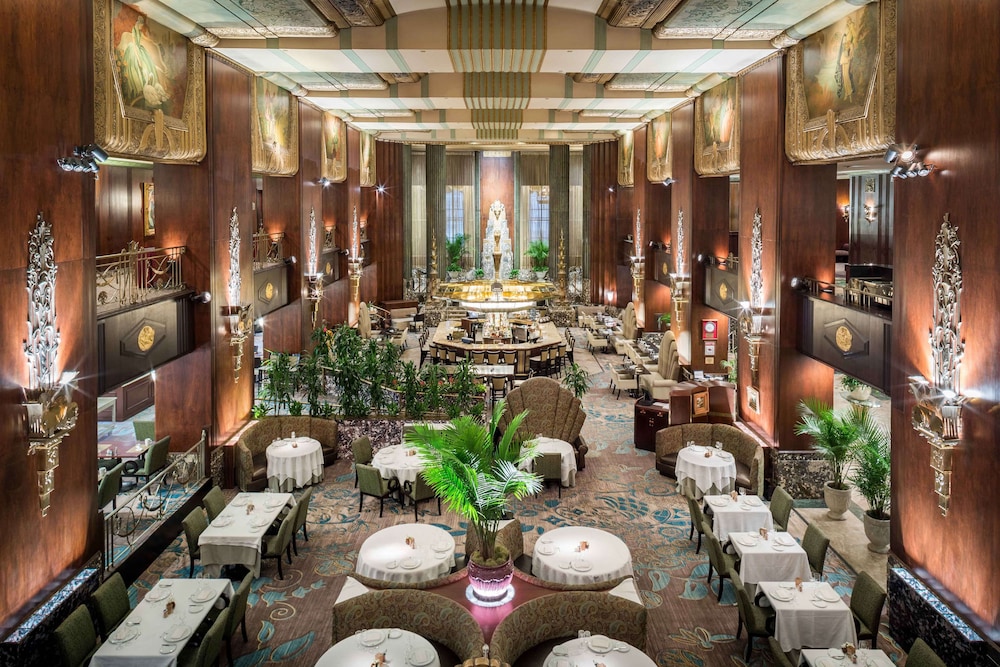 Hilton Cincinnati Netherland Plaza 49/62