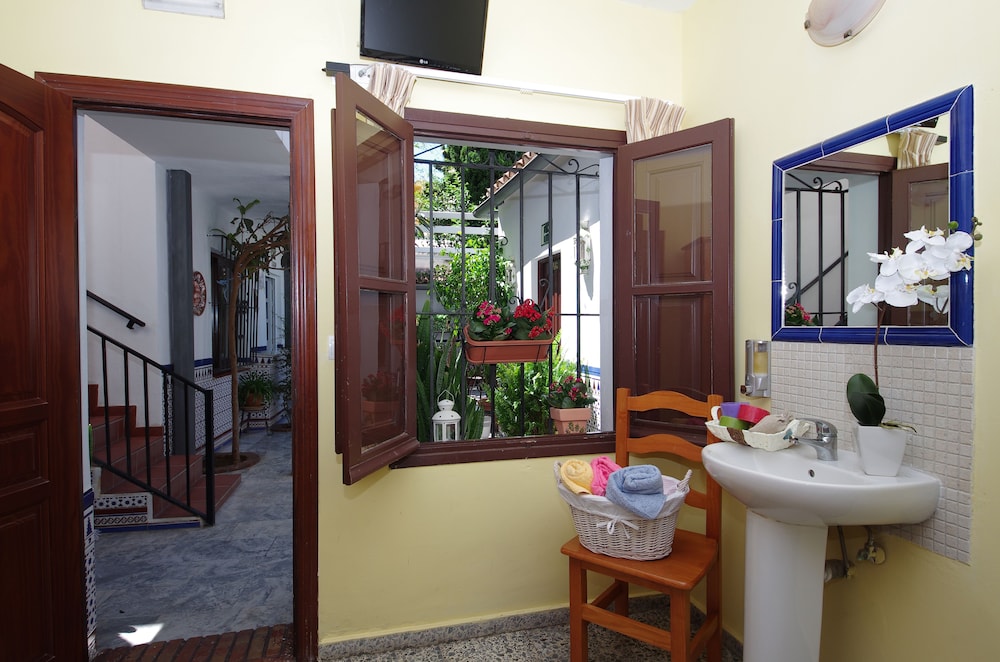 Pension Aduar 25/50