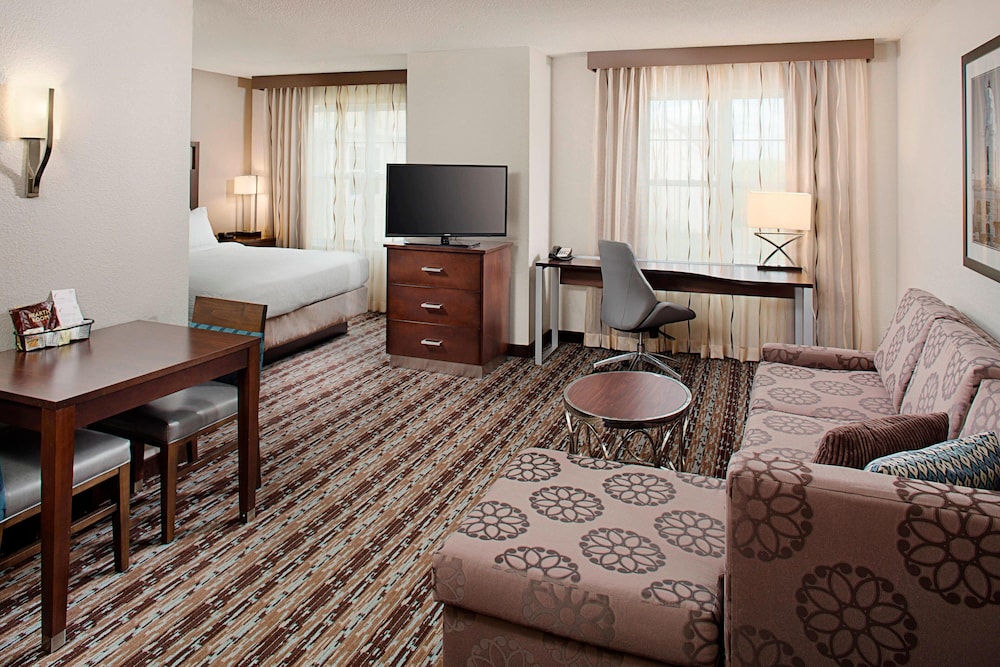 Residence Inn Worcester 30/55