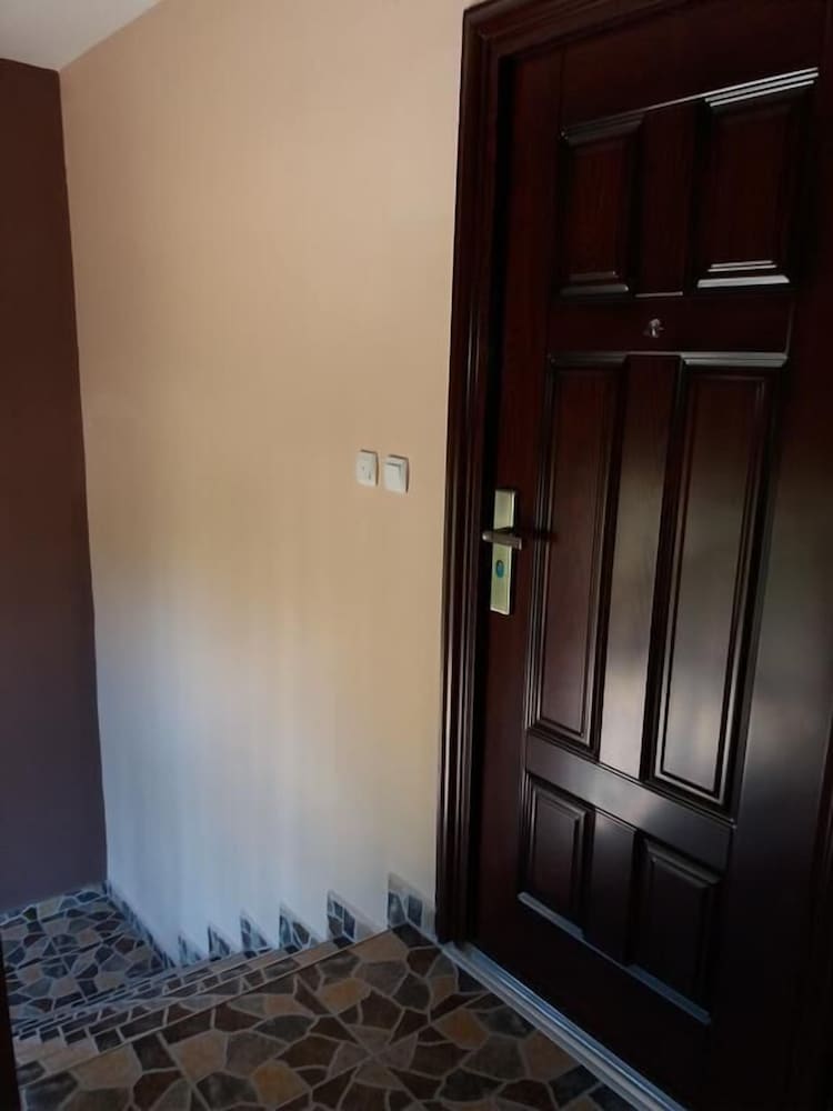 Grande House 30/40
