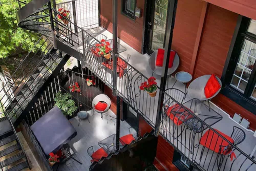 Petite Auberge Les Bons Matins B&B 4/72