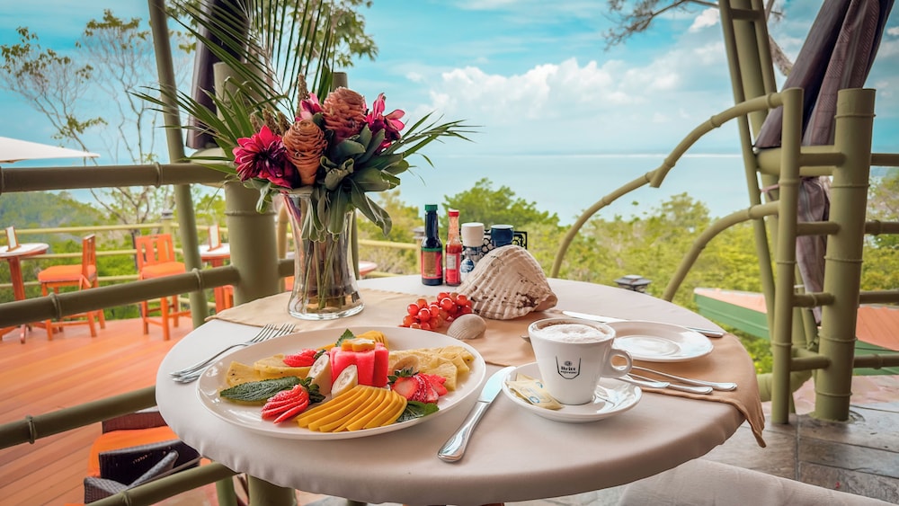 Issimo Suites Boutique Hotel Spa Adults Only 55/71