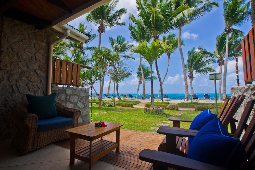 Coco de Mer Hotel and Black Parrot Suites 50/79