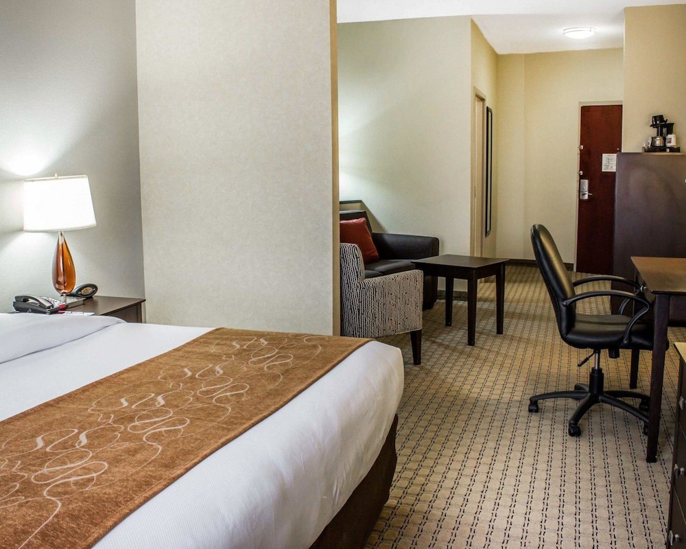 Comfort Suites Wilson I-95 10/30