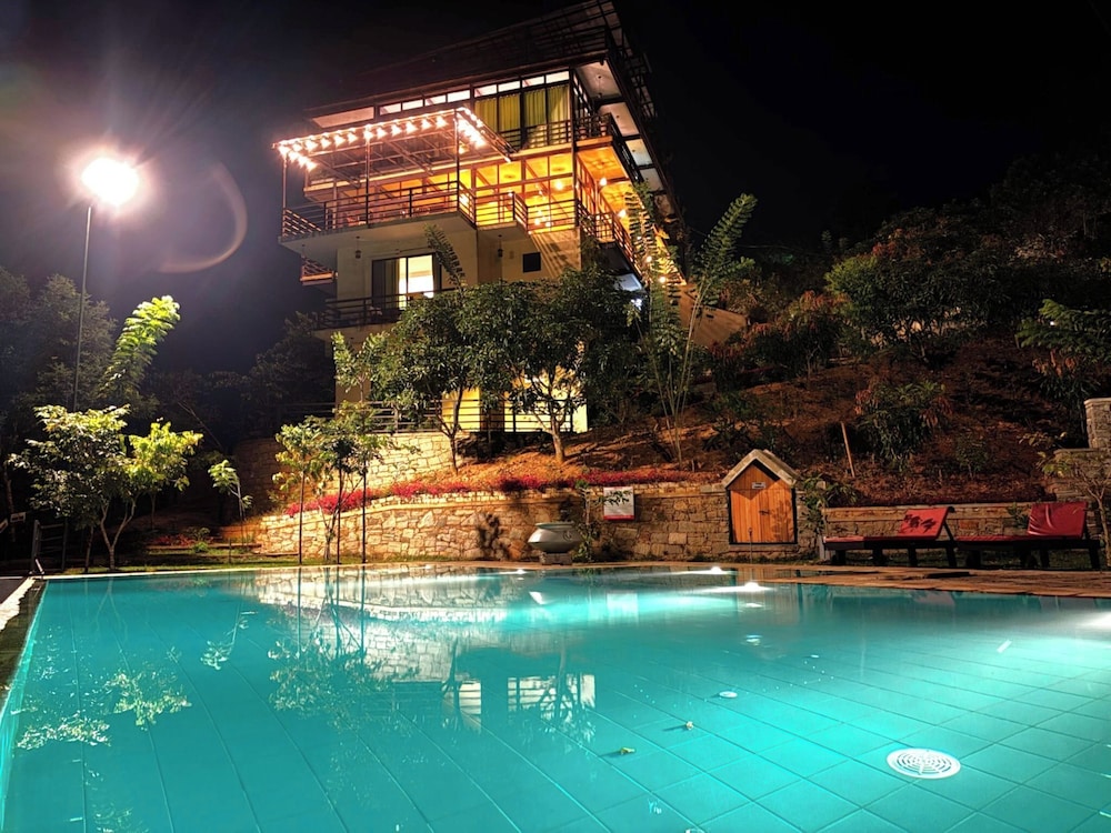 Aqua Dunhinda Villa & Nature Retreat 2/50