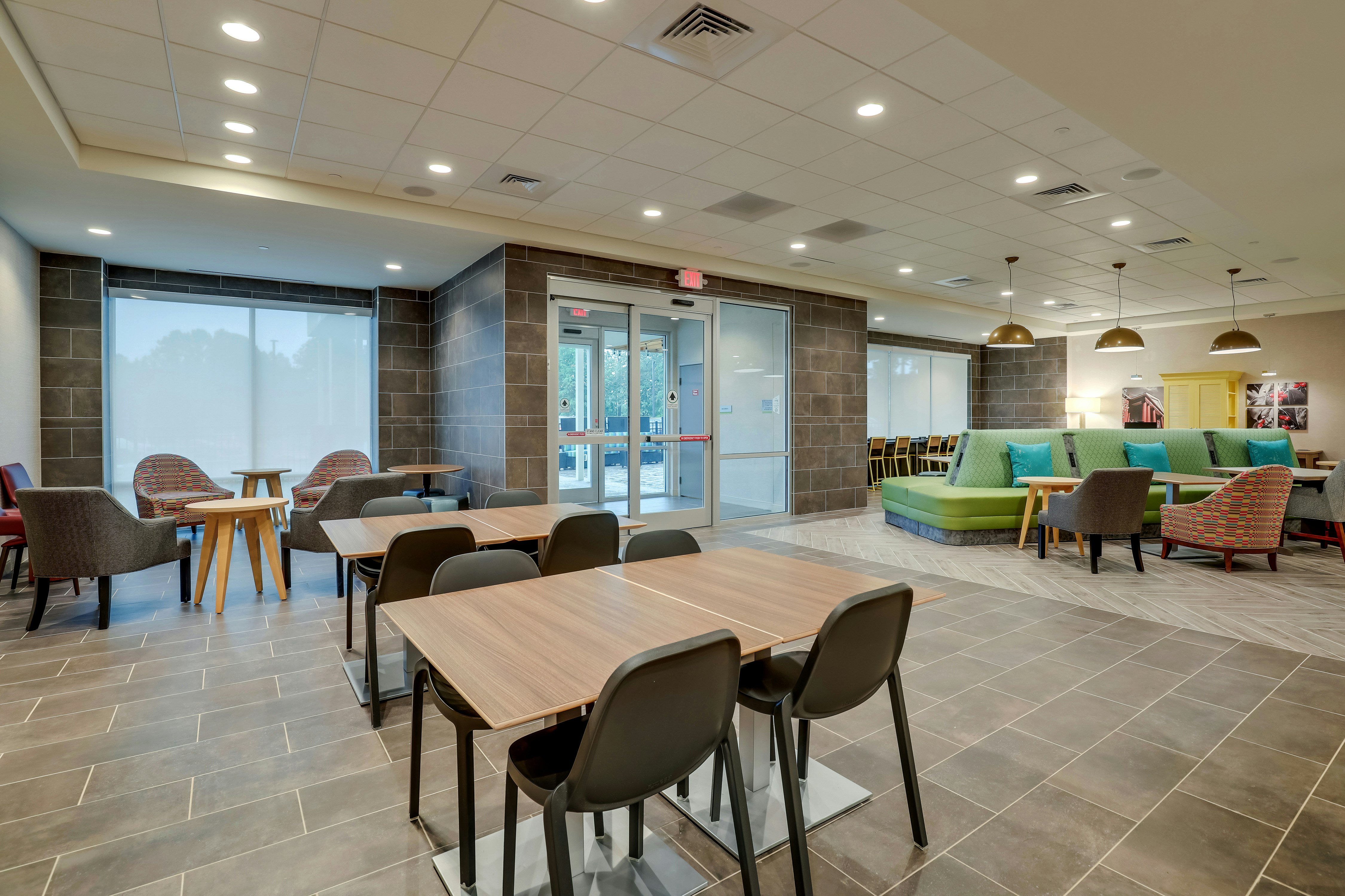 Home2 Suites by Hilton Sanford 28/37