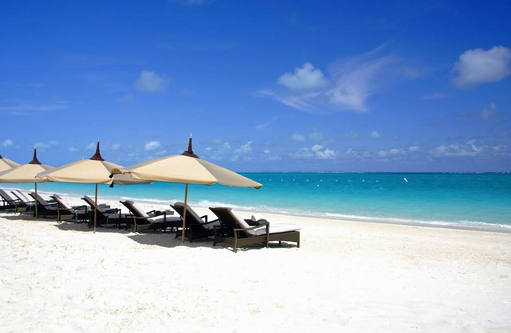 Somerset On Grace Bay 72/76