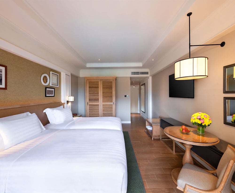 Dusit Thani Hua Hin 26/94