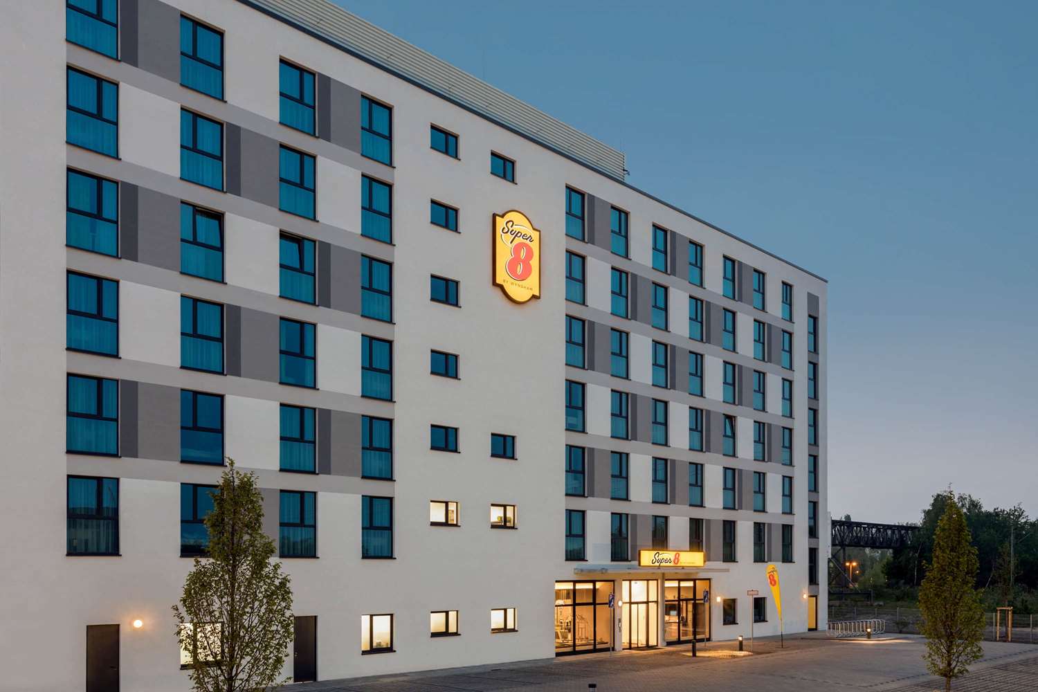 Super 8 By Wyndham Oberhausen 5/36