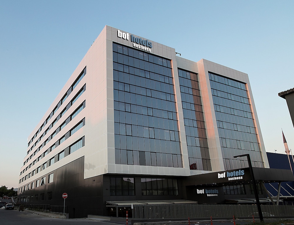 Bof Hotels Business 3/50